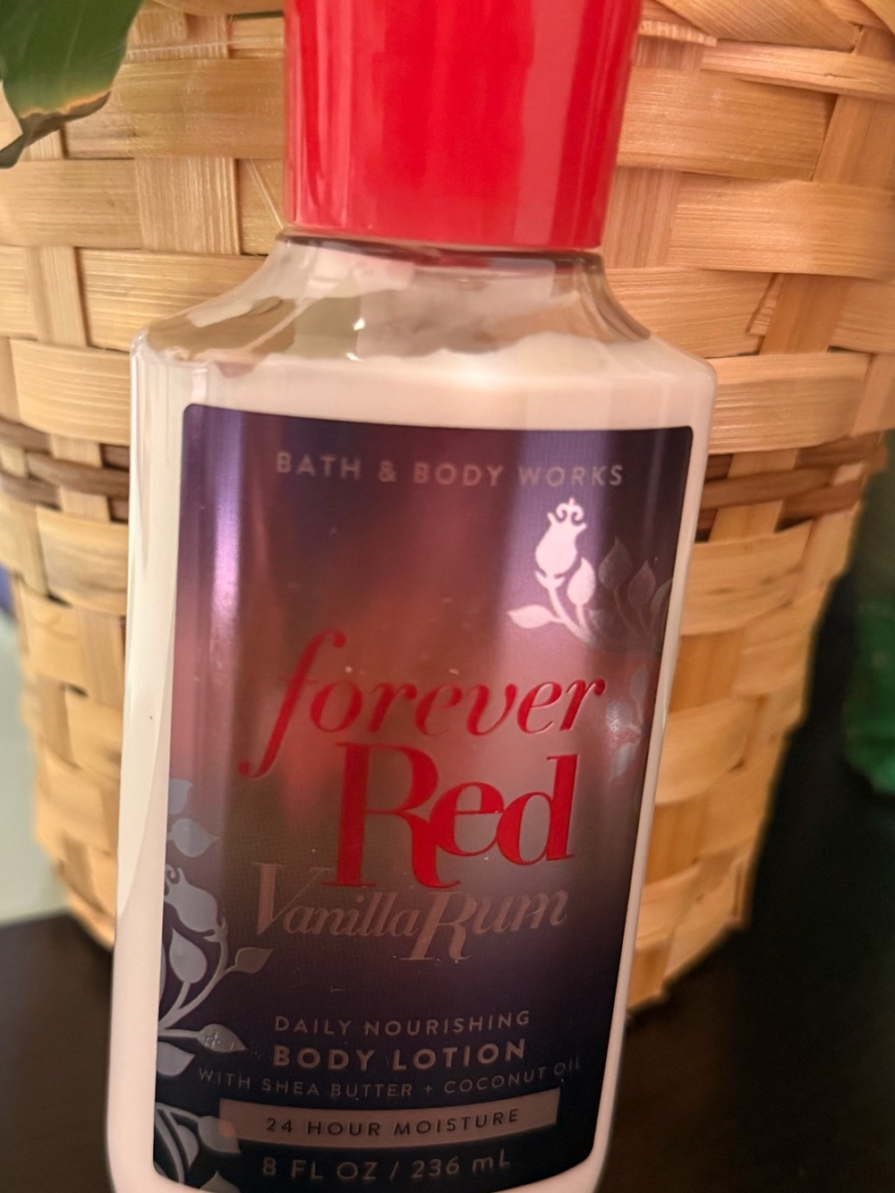 Bath & Body Works Forever Red Vanilla Rum Body Lotion - Red & White